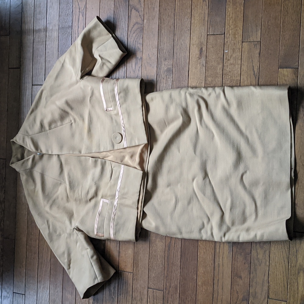 Vintage Women's Handmade Suit Womens Union Tag